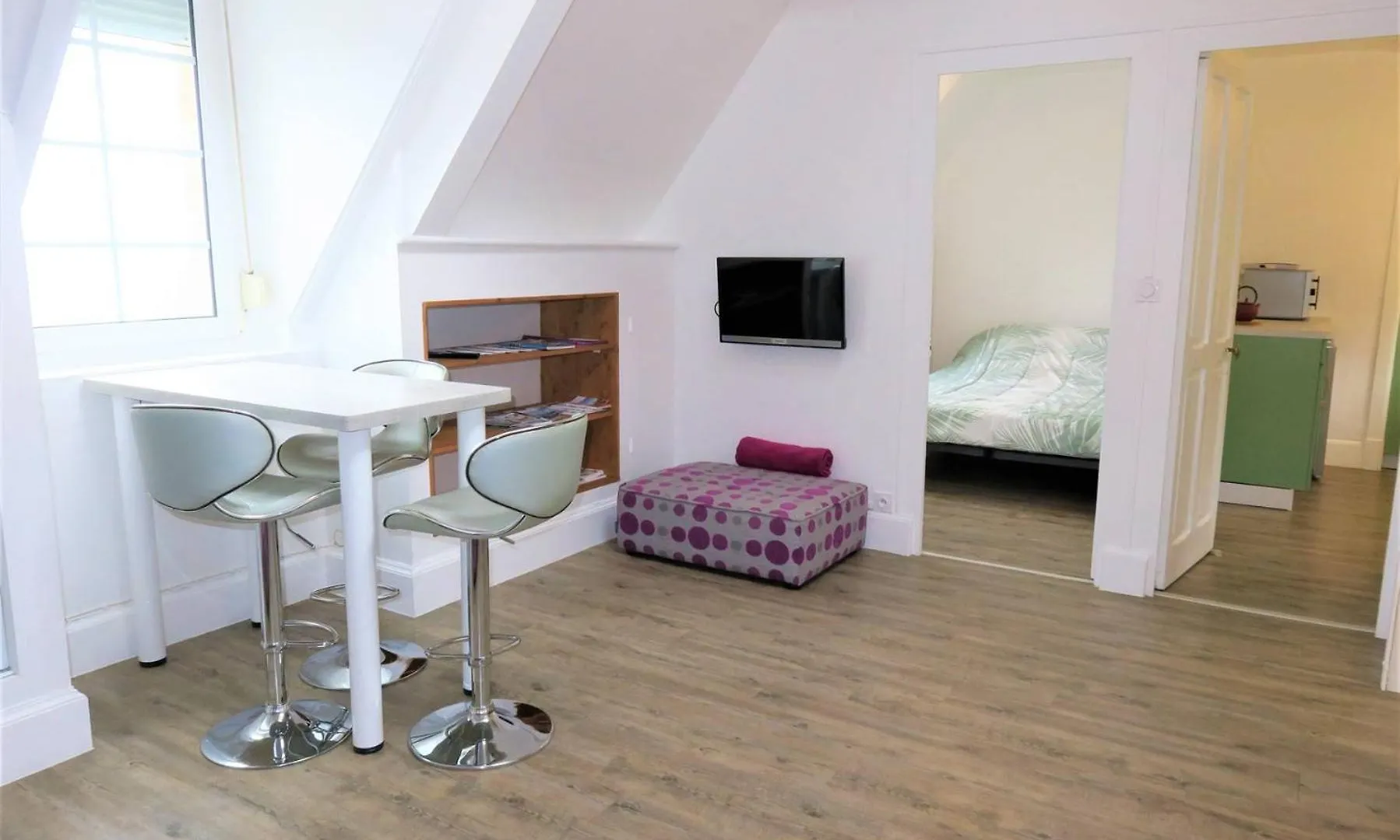Apartment Appartement Renovee Superbe Vue Mer Au 2Eme Etage Du Chateau De Trestraou - Ref 864 Perros-Guirec